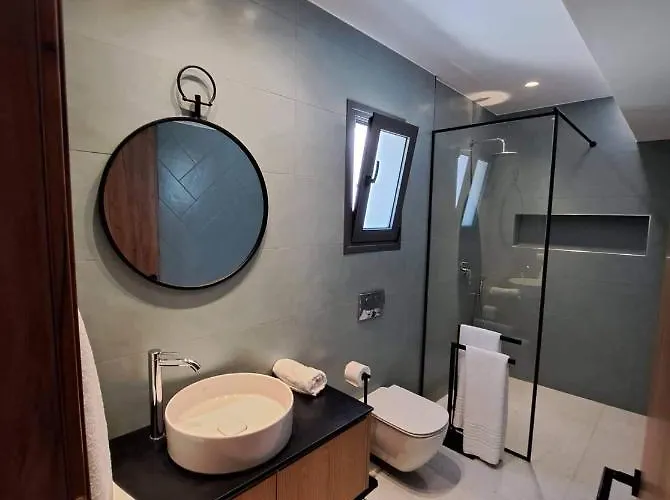 Courtyard Luxury “marianthi” Διαμέρισμα Πεύκος