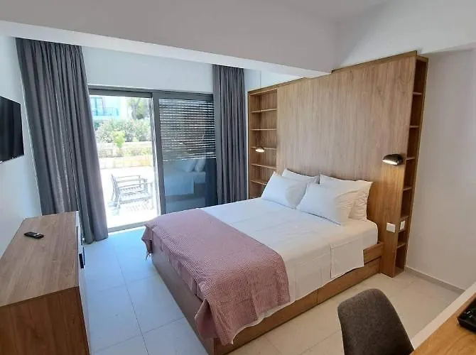 Courtyard Luxury “marianthi” * Πεύκος