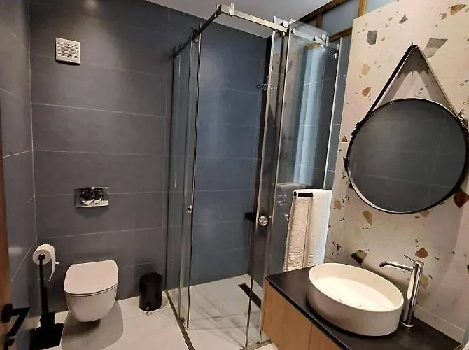 아파트 Courtyard Luxury “marianthi”