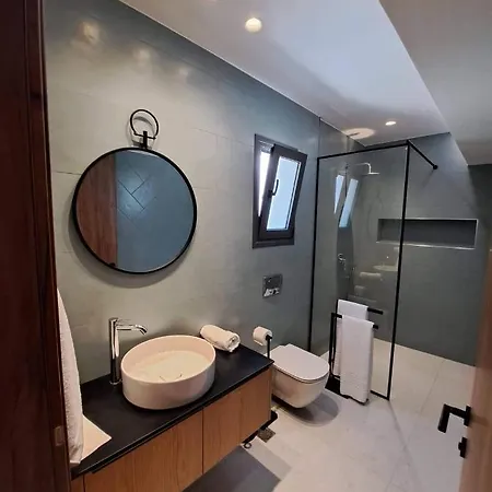 Courtyard Luxury “marianthi” 公寓 Pefki