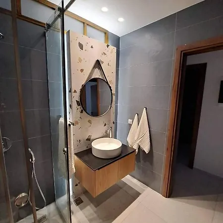 Courtyard Luxury “marianthi” *